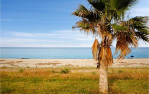 Amazing Apartment In Marina Di Strongoli